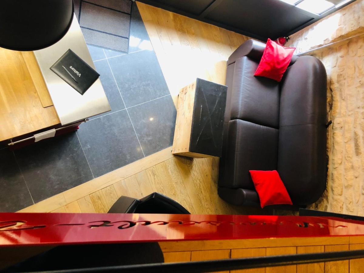 Hotel L'Aubergiste Corcelles-les-Arts Zewnętrze zdjęcie