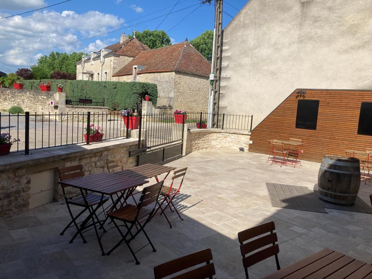 Hotel L'Aubergiste Corcelles-les-Arts Zewnętrze zdjęcie