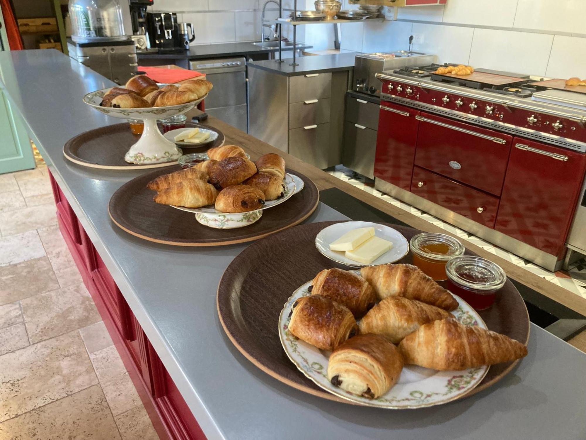 Hotel L'Aubergiste Corcelles-les-Arts Zewnętrze zdjęcie